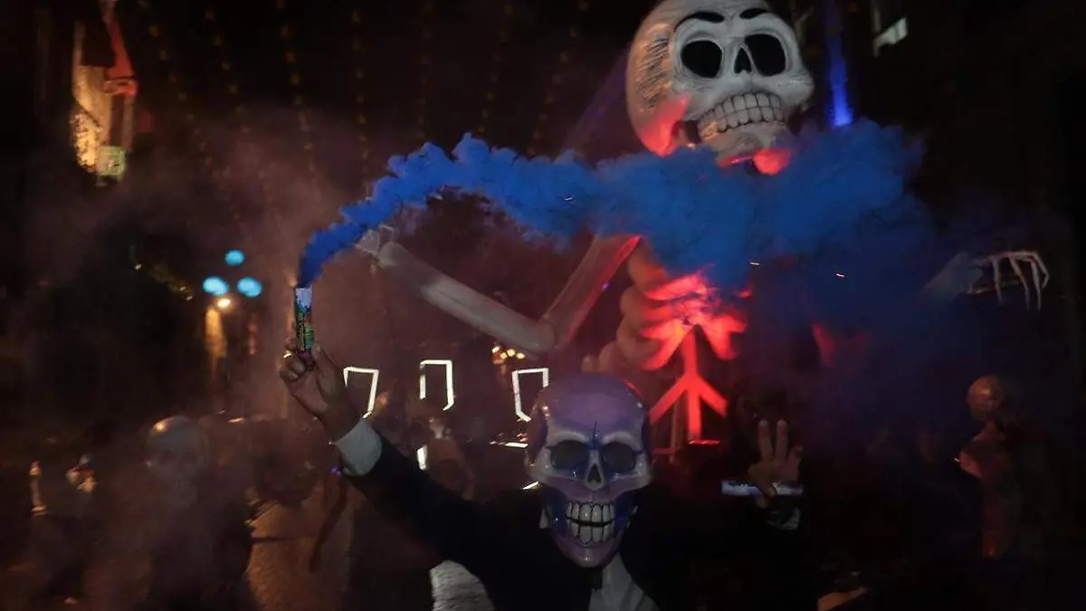 desfile de día de muertos en Puebla